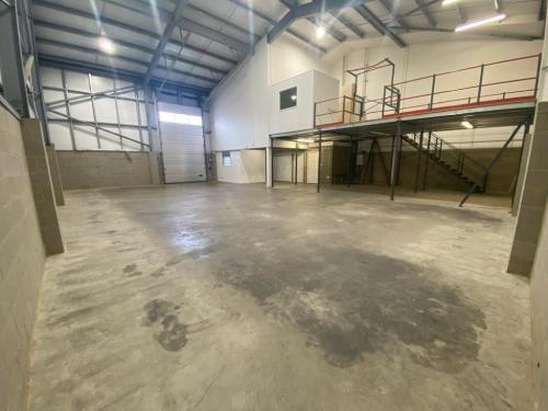 Unit 2 Williams Court, Pitstone Green Business Park, Pitstone, LU7
