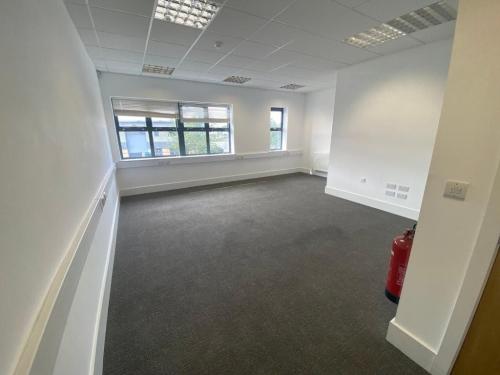 Unit 2 Williams Court, Pitstone Green Business Park, Pitstone, LU7