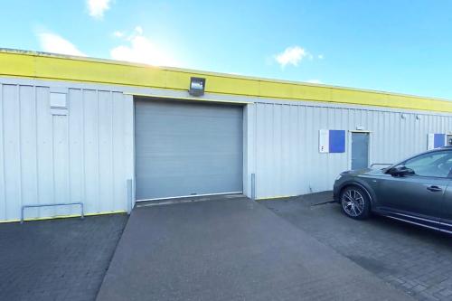 Unit F, Lochlands Industrial Estate, Larbert, FK5