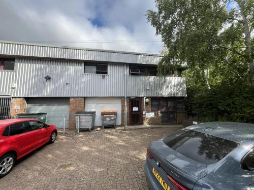 Unit 4, Metro Centre, Tolpits Lane, Watford, WD18