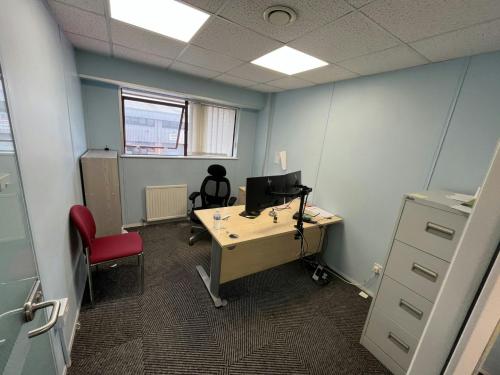 Unit 4, Metro Centre, Tolpits Lane, Watford, WD18