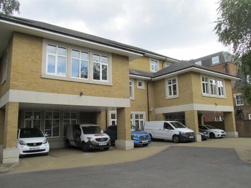Wellington House, 209-217 High Street, Hampton Hill, TW12