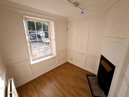 Queen Anne House, 15 Thames Street, Hampton, TW12