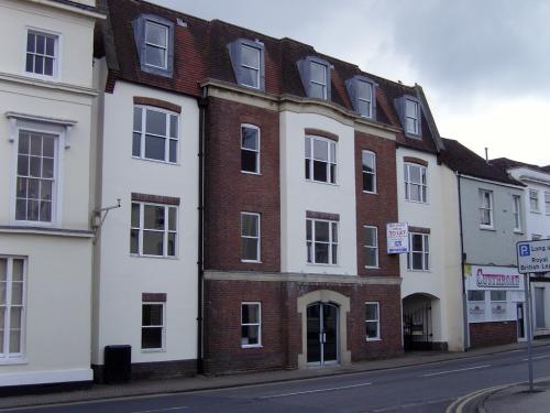 Elizabeth House, 13-19 London Road, Newbury, RG14