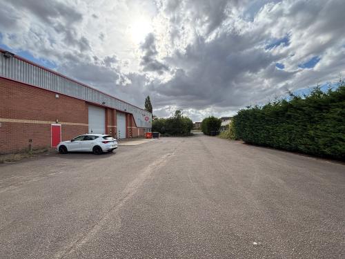 Glenold House, Crosby Road, Market Harborough, LE16