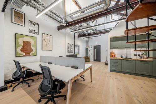 Unit 10 Queens Studios, 121 Salusbury Road, Queens Park, London, NW6