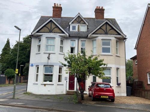12 Kings Ride, Camberley, GU15