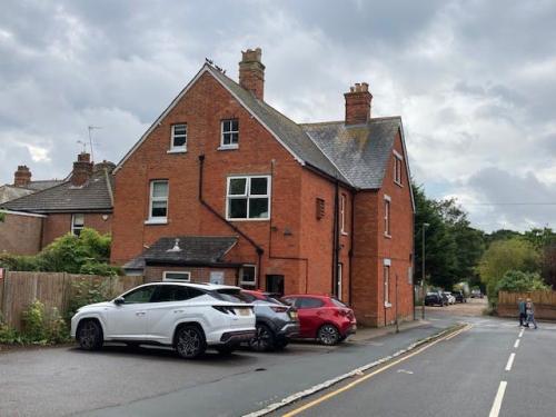 12 Kings Ride, Camberley, GU15