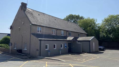 Unit 1 The Lodge, Dunchurch Trading Estate, London Road, Rugby, CV23