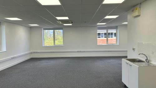 Unit 28, Athena Drive Tachbrook Park, Leamington Spa, CV34