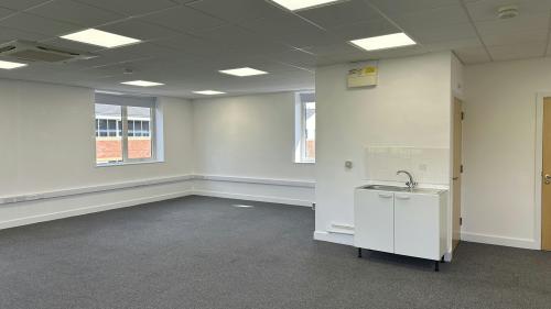 Unit 28, Athena Drive Tachbrook Park, Leamington Spa, CV34