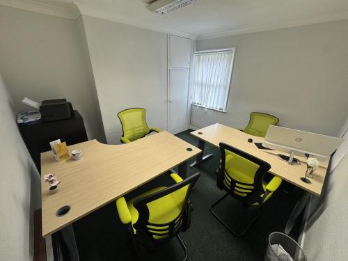 Room 2, 66-68 St. Loyes Street, Bedford, MK40