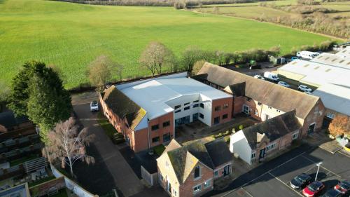Unit 3, Lauriston Park, Pitchill, Evesham, WR11
