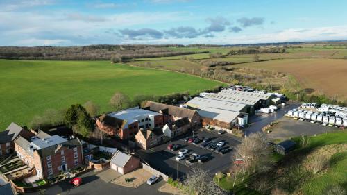 Unit 3, Lauriston Park, Pitchill, Evesham, WR11
