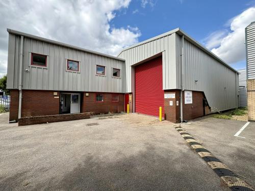 Poyle Industrial Estate, 1 Willow Road, Colnbrook, Slough, SL3