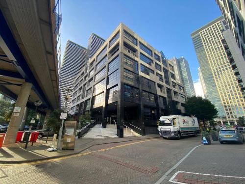 Suite 35 Beaufort Court, Admirals Way, Canary Wharf, London, E14