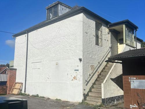 Southlea House, Blounts Court Road, Peppard Common, Henley-on-Thames, RG9