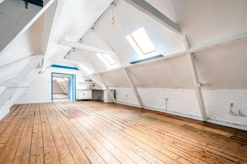 Unit 5, 88 Mile End Road, Whitechapel, London, E1
