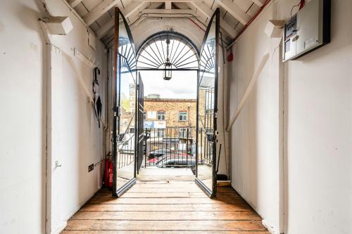 Unit 5, 88 Mile End Road, Whitechapel, London, E1