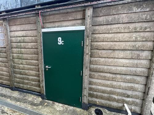 Unit 9C, Chiltern Trading Estate, Earl Howe Road, Holmer Green, High Wycombe, HP15