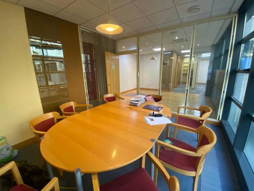 Suite 35 Beaufort Court, Admirals Way, Canary Wharf, London, E14
