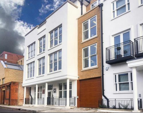 11 Beavor Lane, Hammersmith, London, W6