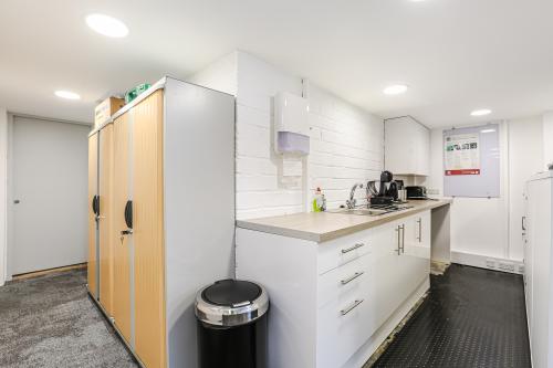 Unit 2 Larch Court, Royal Oak Yard, Borough, London, SE1