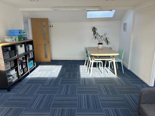 Suite 2 Duke Street Chambers, Kingsbridge, TQ7