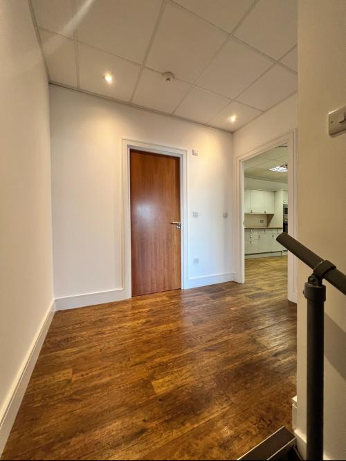 Unit 18, Riverwalk Business Park, Riverwalk Road, Enfield, EN3