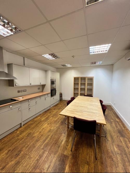 Unit 18, Riverwalk Business Park, Riverwalk Road, Enfield, EN3