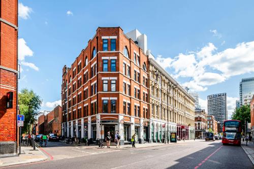 54 Commercial Street, Spitalfields, London, E1