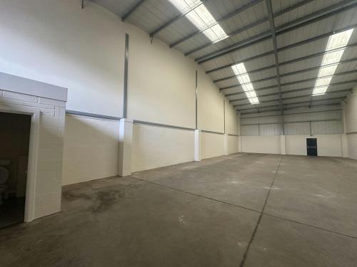 Units 24 & 25, Vale Industrial Estate, Southern Road, Aylesbury, HP19