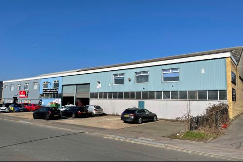 Unit 3 Monza House, Fircroft Way, Edenbridge, TN8