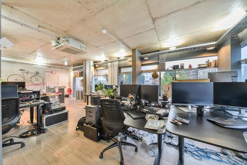 Unit 6, 24a High Street, Stratford, London, E15