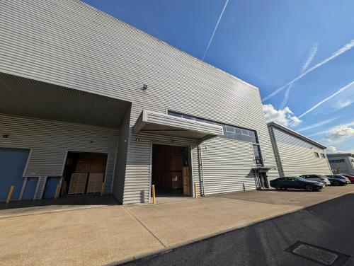 Unit 26 Trade City, Brooklands Business Park, Avro Way, Weybridge, KT13