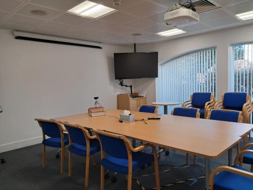 Grove House, Guildford Road, Leatherhead, KT22