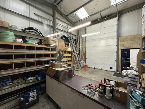 Unit 18 Star West, Westmead Industrial Estate, Swindon, SN5