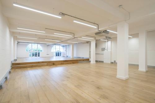 Unit 32 Waterside, 44-48 Wharf Road, Islington, London, N1
