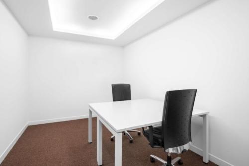 30 Fleming House, Kinnaird Park, Edinburgh, EH15