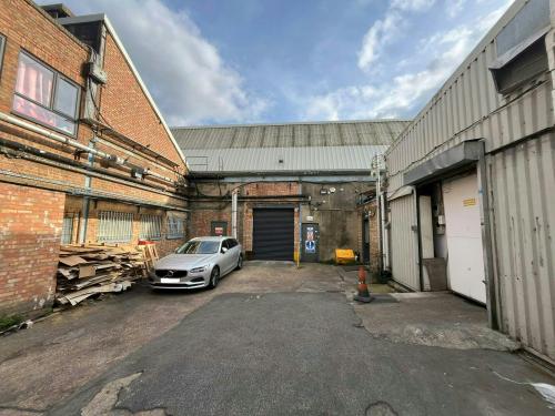 Unit 2B, Uplands Business Park, Walthamstow, London, E17