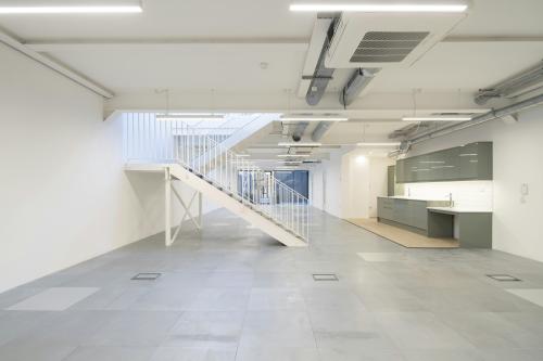 Piano Workshop, 34 Cremer Street, Hoxton, London, E2