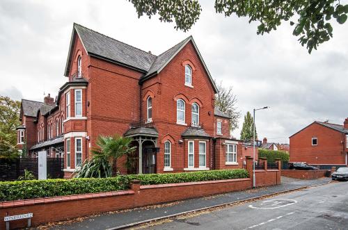 Alvanley House, 160 Buxton Road, Heaviley, Stockport, SK2