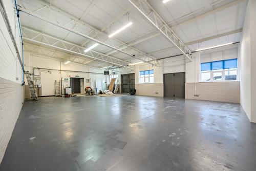 12 Station Close, Potters Bar, EN6