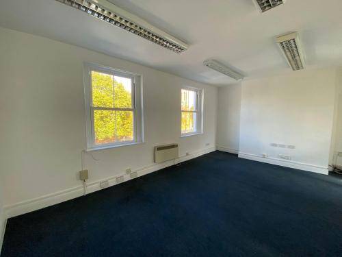 39A Broadway, Stratford, London, E15