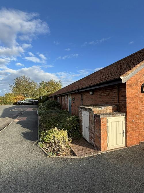 Clerkenleap Barn, Bath Road, Worcester, WR5