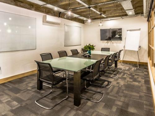 2 Bath Place, Shoreditch, London, EC2A