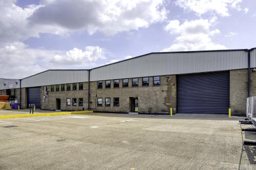 Units 6 & 7, Lakeside Industrial Estate, Lakeside Road, Colnbrook, SL3