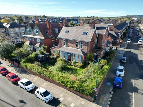 Leven Street, Saltburn-by-the-Sea, TS12