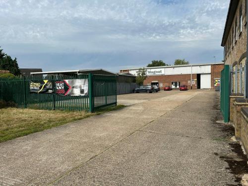 6 King Street Lane, Winnersh, Wokingham, RG41