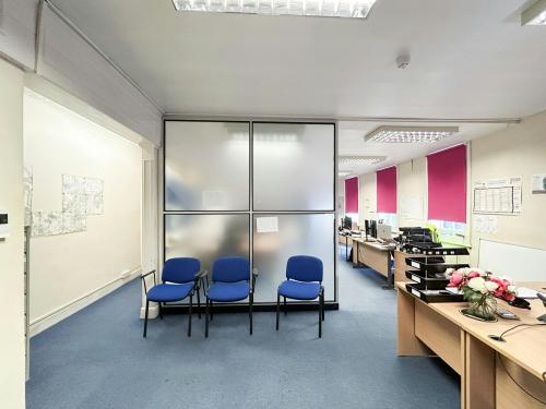 1A London Road, Enfield, EN2